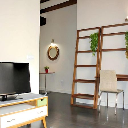 Apartamento Reformado Cerca De La Plaza Redonda Valencia Exterior foto