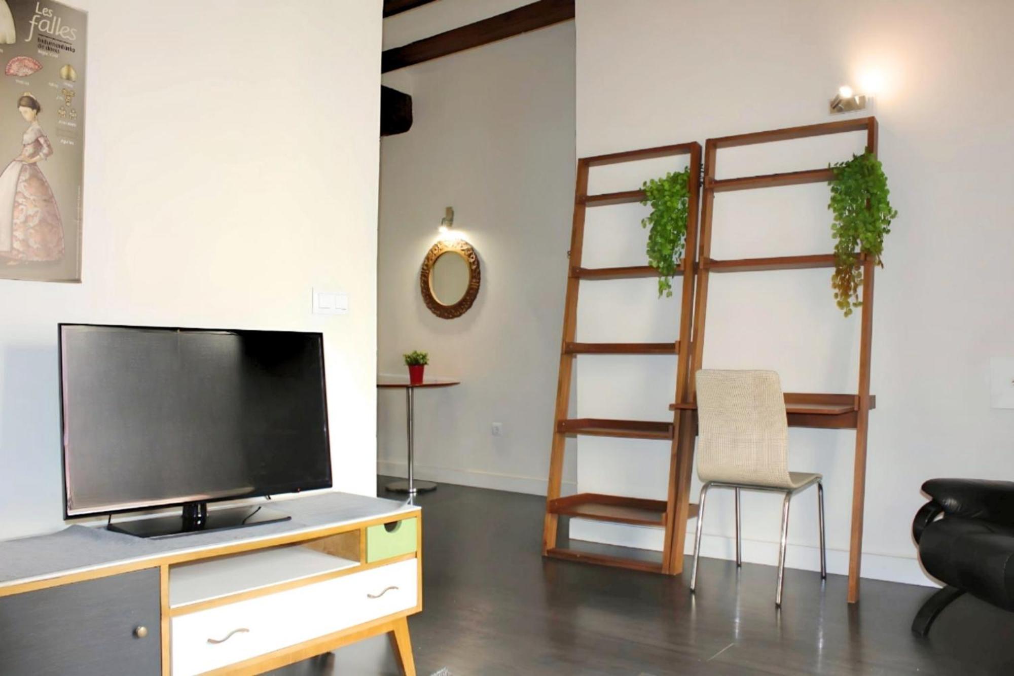 Apartamento Reformado Cerca De La Plaza Redonda Valencia Exterior foto