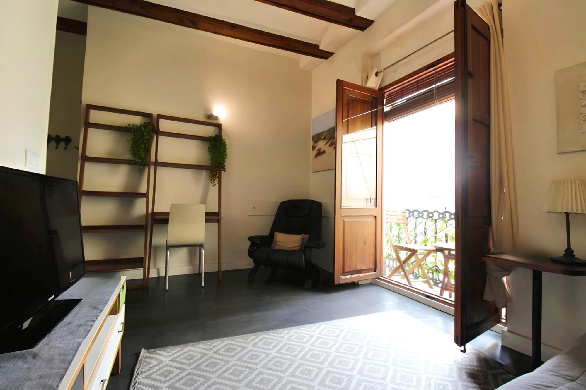 Apartamento Reformado Cerca De La Plaza Redonda Valencia Exterior foto